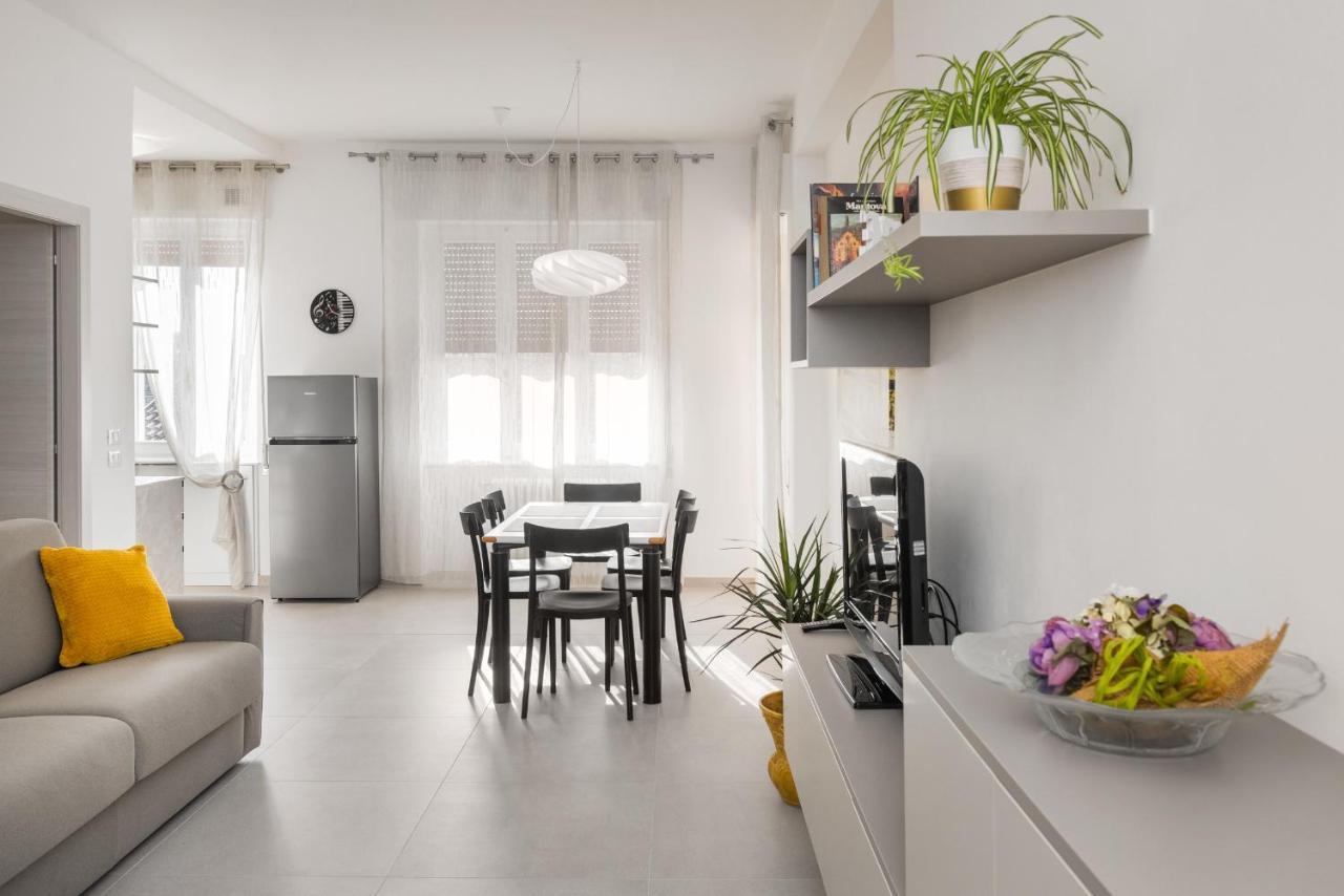 Civico40 Luminoso Appartamento Con Balconi E Garage Privato Verona Bagian luar foto
